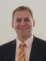 Bild zur Person: Manfred Schüller